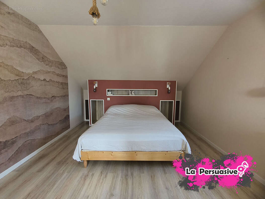 Maison à FOUGEROLLES