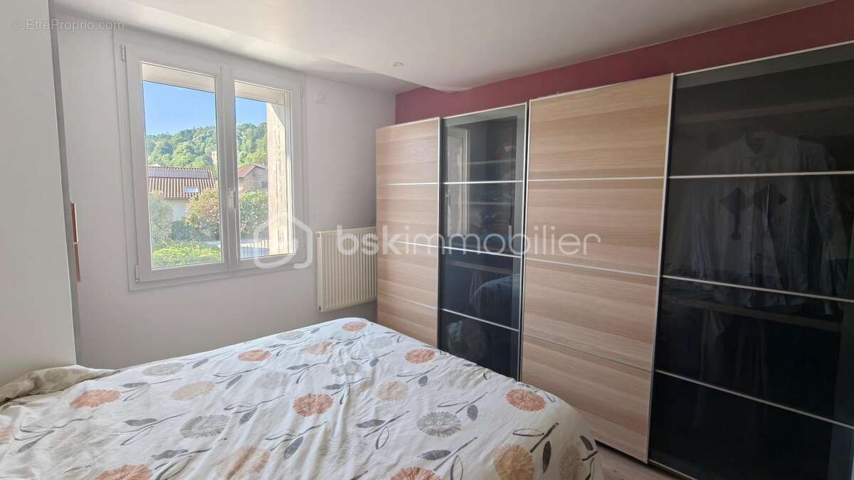 Appartement entièrement renové de 85.5m² - photo 5
