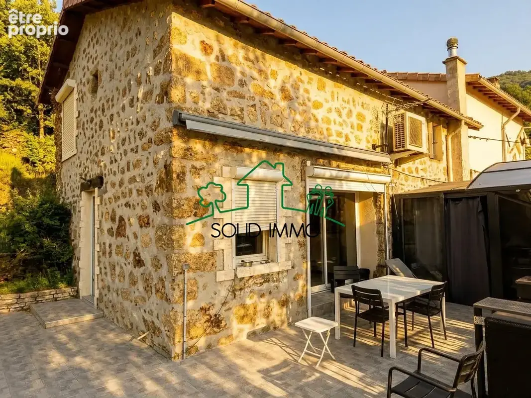 Maison Traditionnelle de 135 m2 sur la commune de Genestelle 07530 - photo 2
