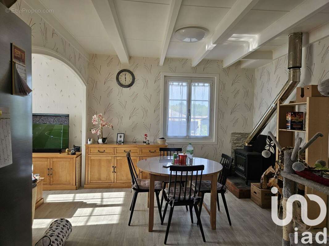 Photo 2 - Maison à MASSIGNAC