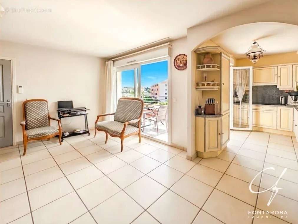 Appartement 4 pièces avec garage Saint-Raphaël - photo 3