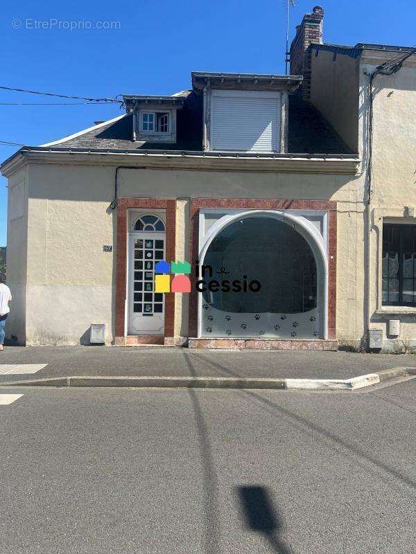 À vendre – immeuble de rapport commerce + habitation - photo 2