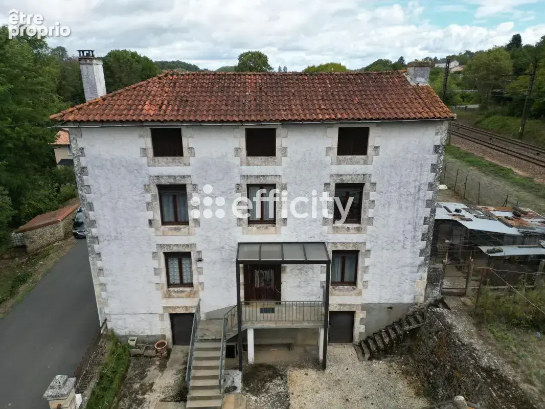 Maison 5 pièces 135 m² à vendre à Vivonne (86370) - photo 2