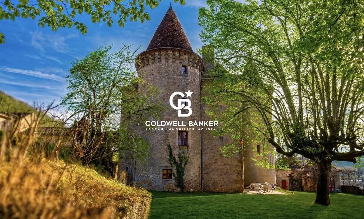 Maison à LISSAC-ET-MOURET