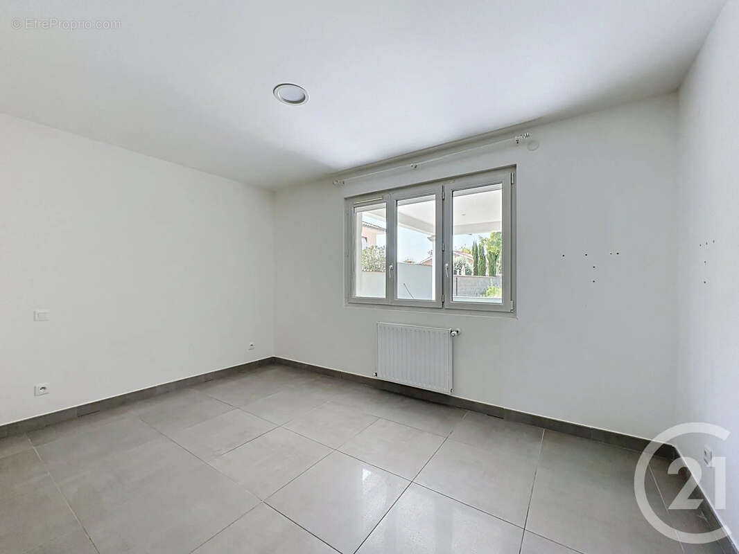 Maison 130 m² à Mions  - photo 11