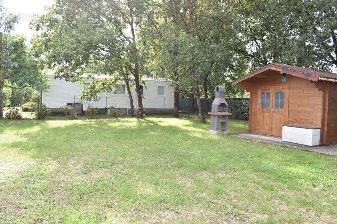 Terrain à SAINT-PIERRE-D&#039;OLERON