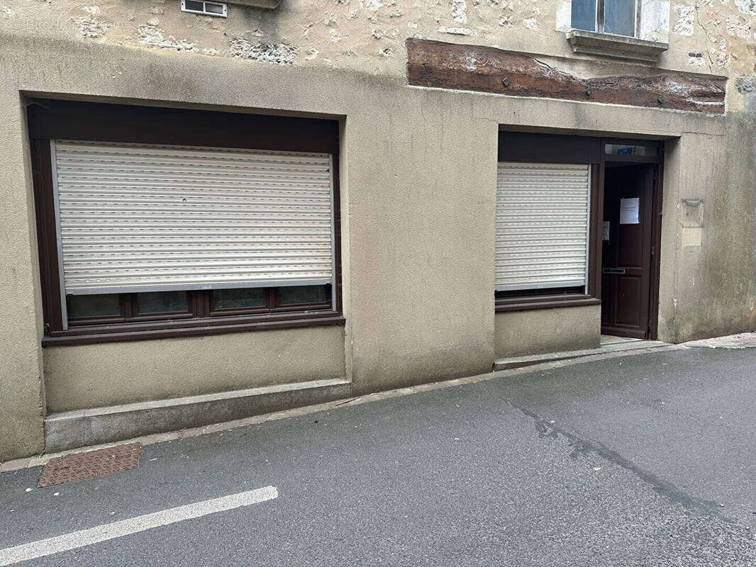 Appartement à REMALARD