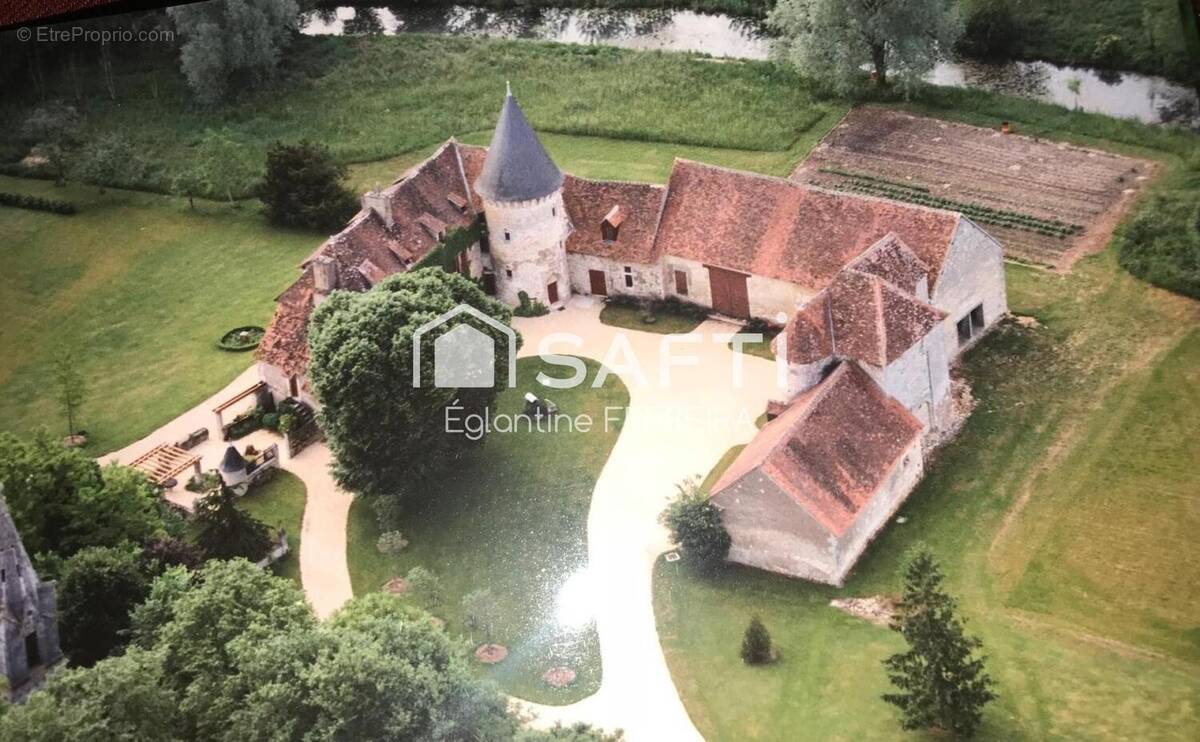 Photo 1 - Maison à CHATEAUROUX