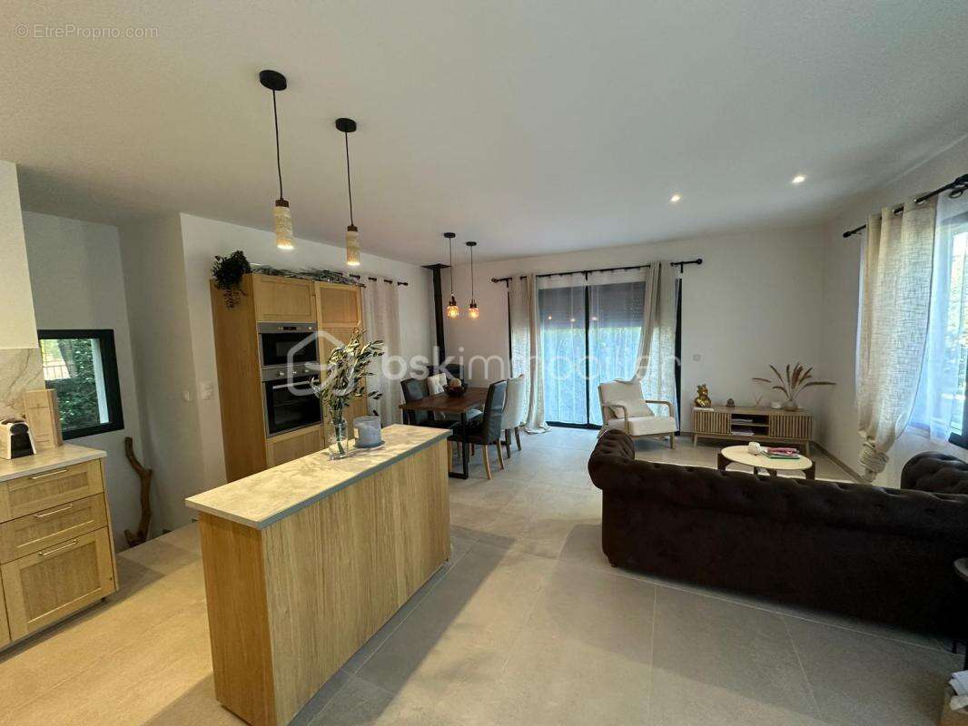  Une maison neuve d’exception où chaque détail a été pensé pour votre confort  - photo 5