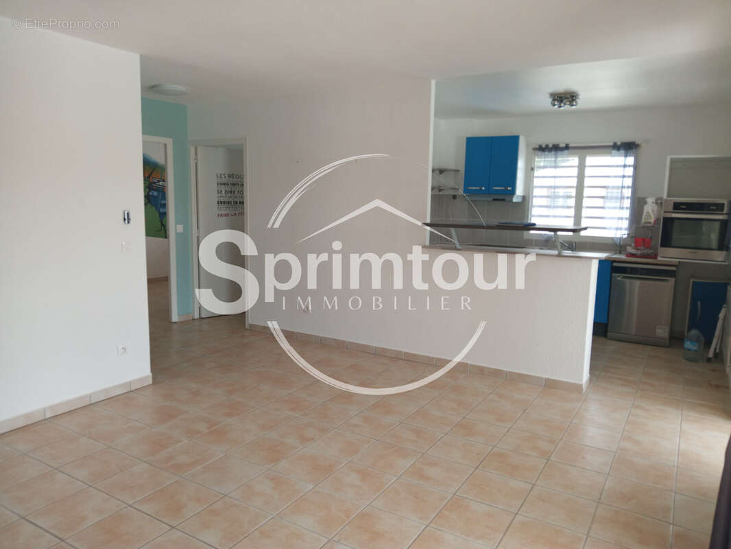Appartement à LE GOSIER