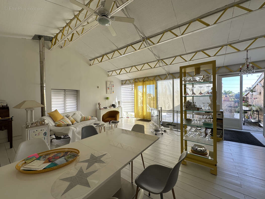 Maison à LATOUR-BAS-ELNE