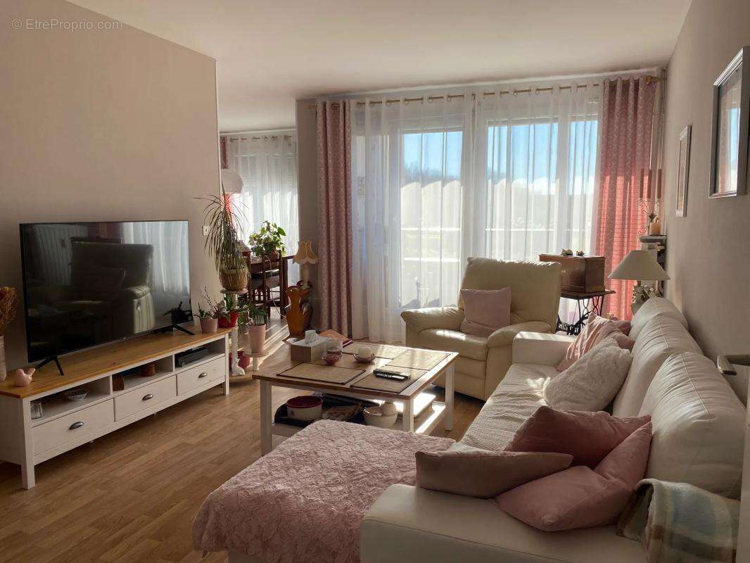 Appartement à MONTATAIRE