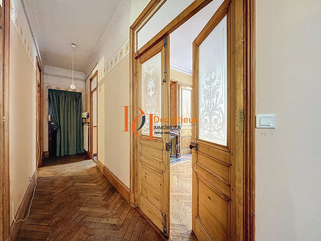 Appartement à VILLEURBANNE