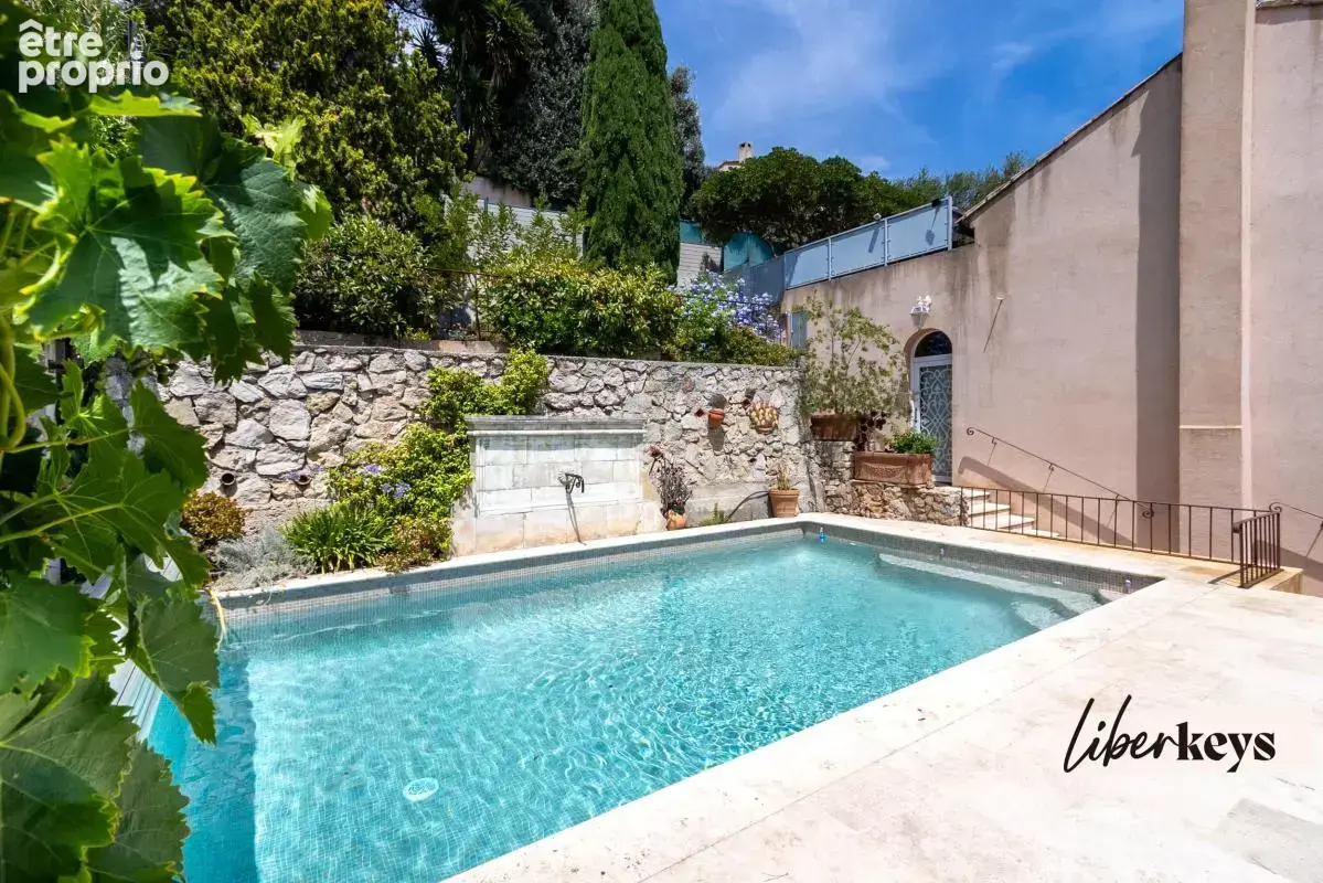 Corniche du Faron, superbe villa vue mer 200m2 sur les hauteurs - photo 4