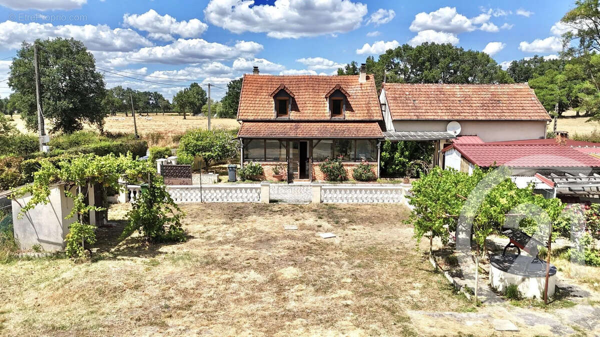 Maison à AVERMES