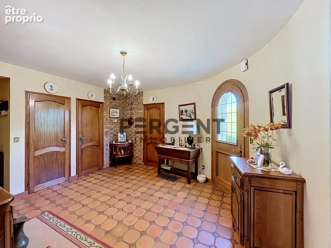 Maison 141 m² à Chalandry-Elaire  - photo 5