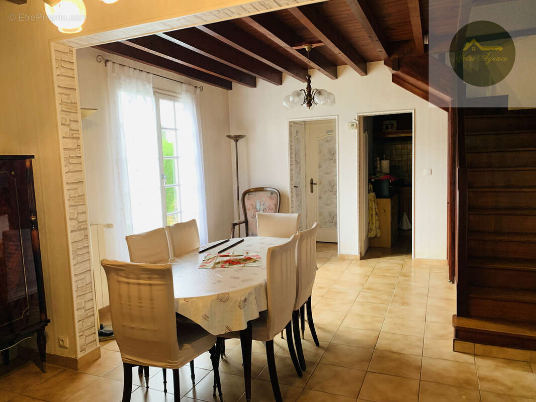 Maison à CHEROY