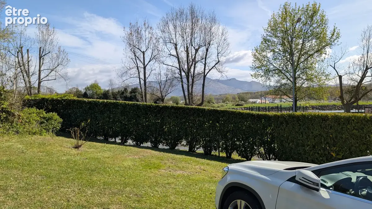 T2 Bis rez-de-jardin Chantaco - Parking - photo 2