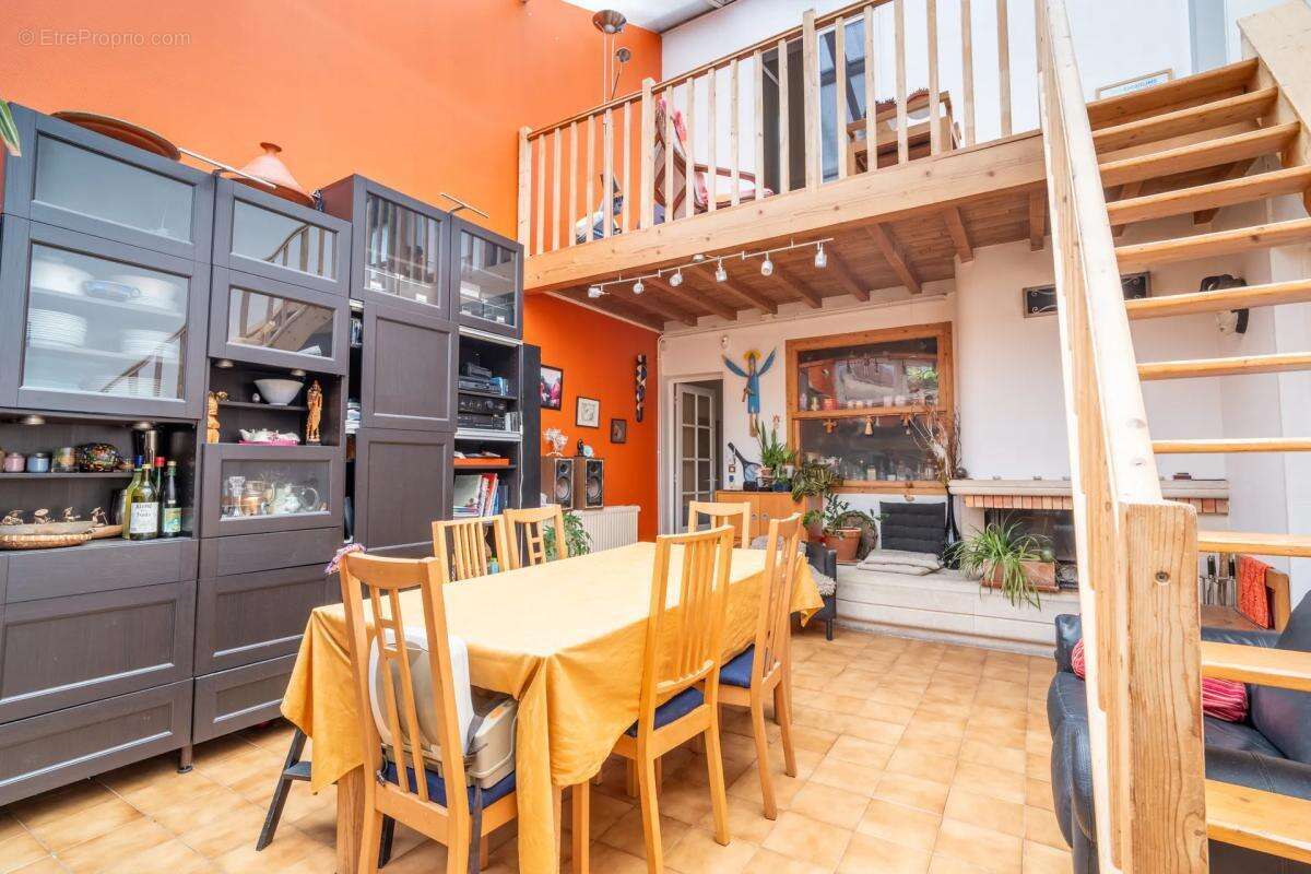 Maison à MONTREUIL
