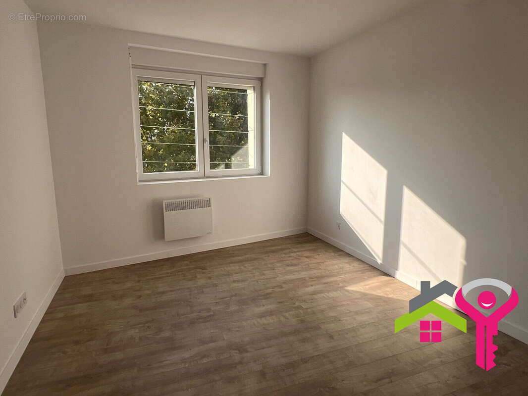 Chambre Appartement 1 - Appartement à DENAIN