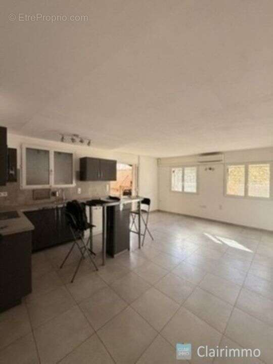 Appartement à ROGNAC