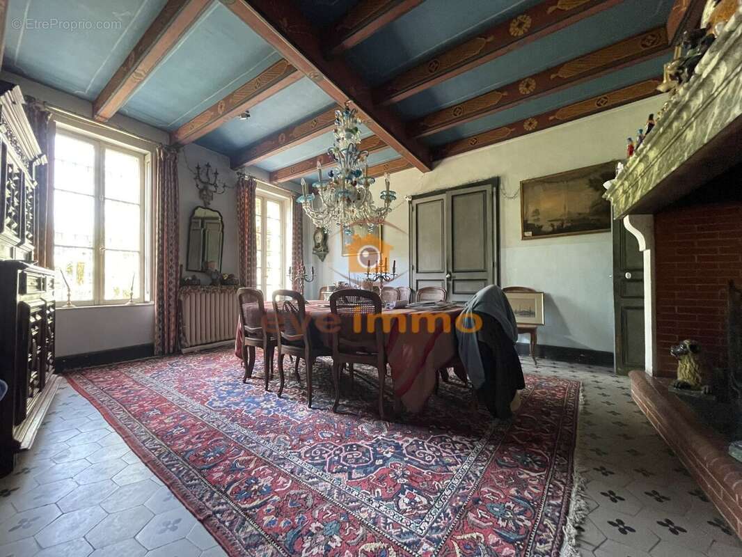 Maison à LESPIGNAN
