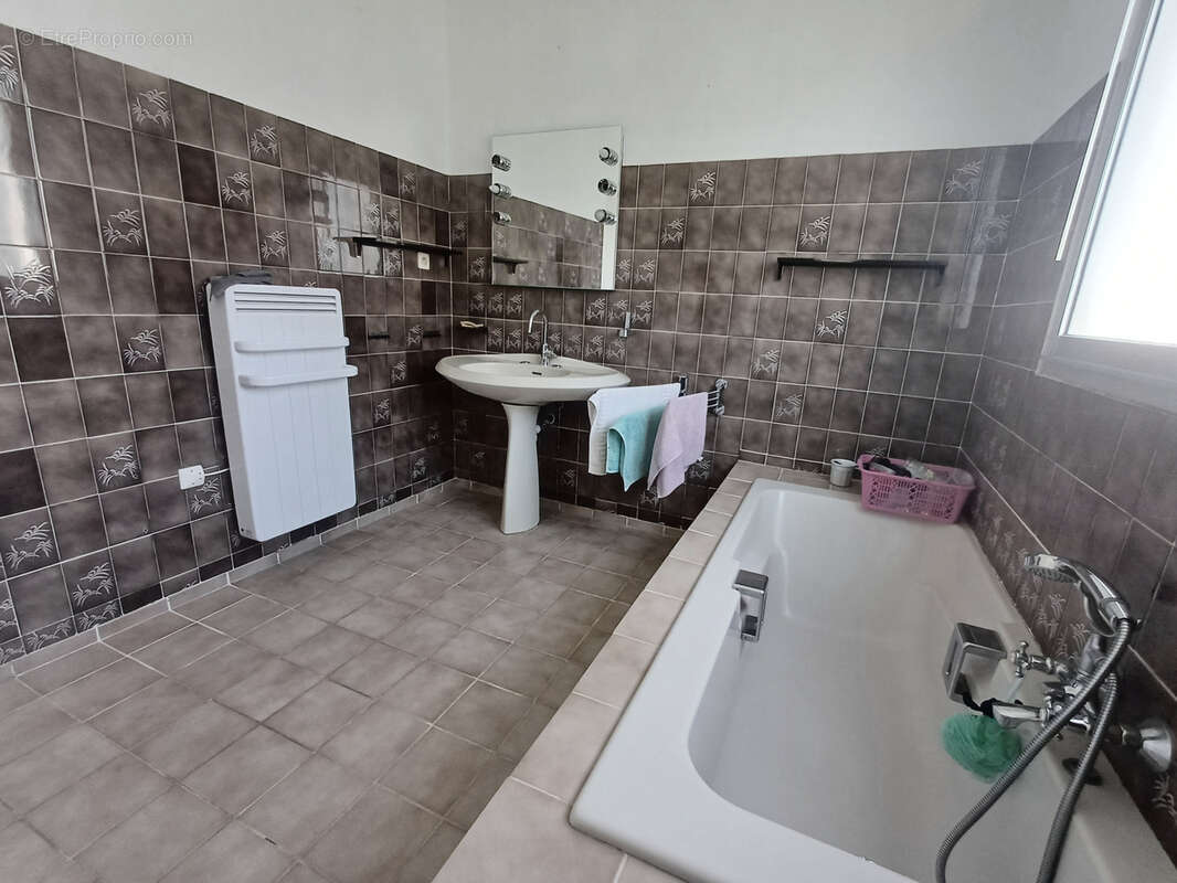 Maison à LA LONDE-LES-MAURES