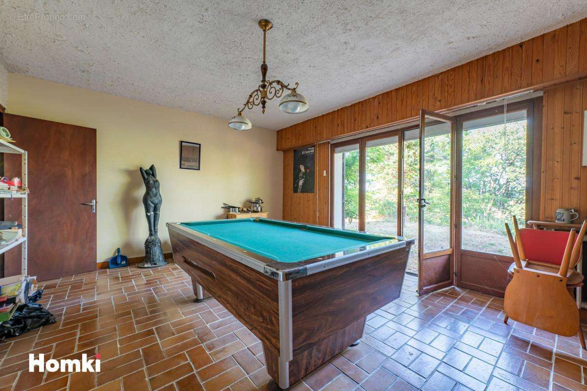 Maison/Villa T8 de 340 m² à Chuzelles 38200 - photo 8