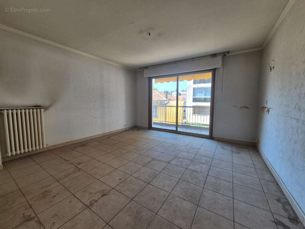 Appartement à CAGNES-SUR-MER