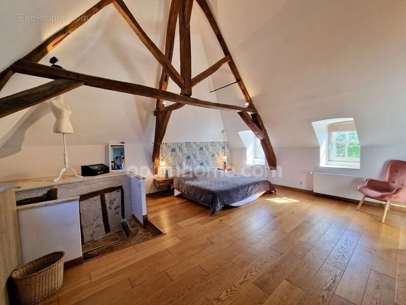 Maison à AVRAINVILLE