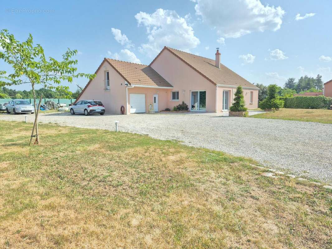Photo 9 - Maison à LES BORDES