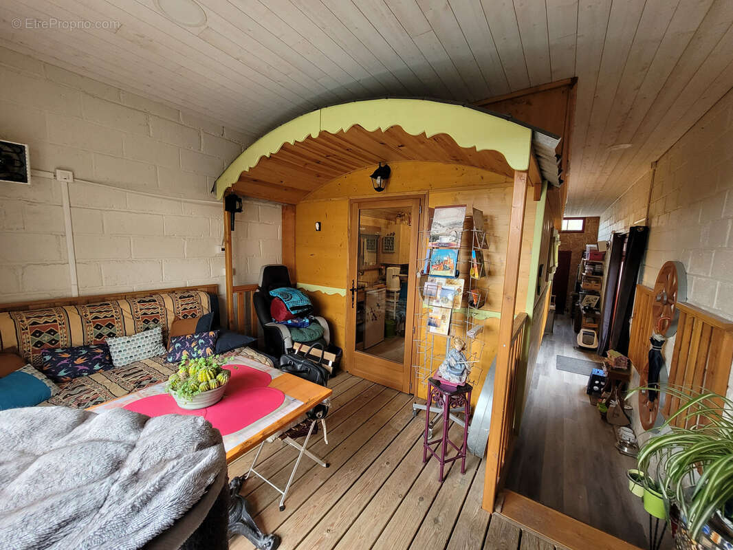 Maison à BAZOUGES-LA-PEROUSE