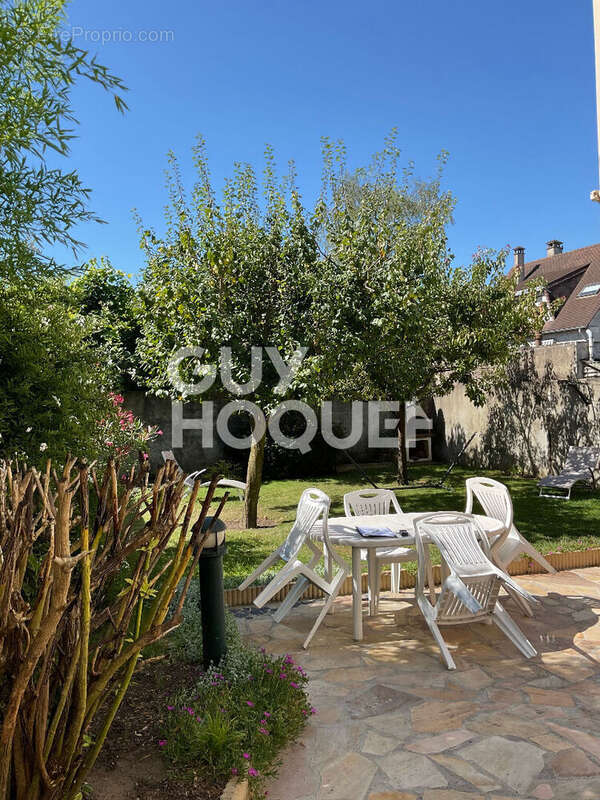 Maison à LE BLANC-MESNIL