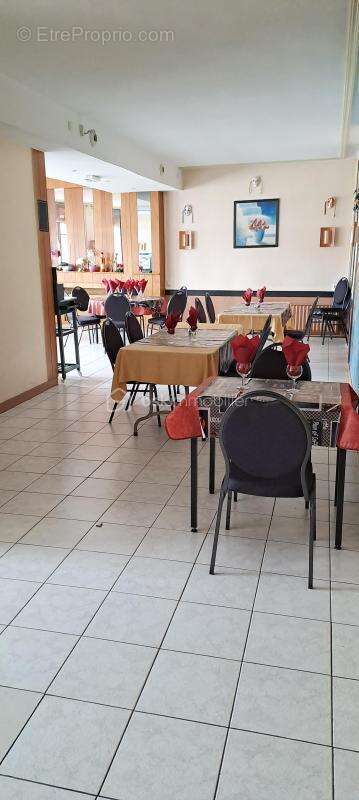 Local d'activité de 650 m2 à Le Lude - photo 7