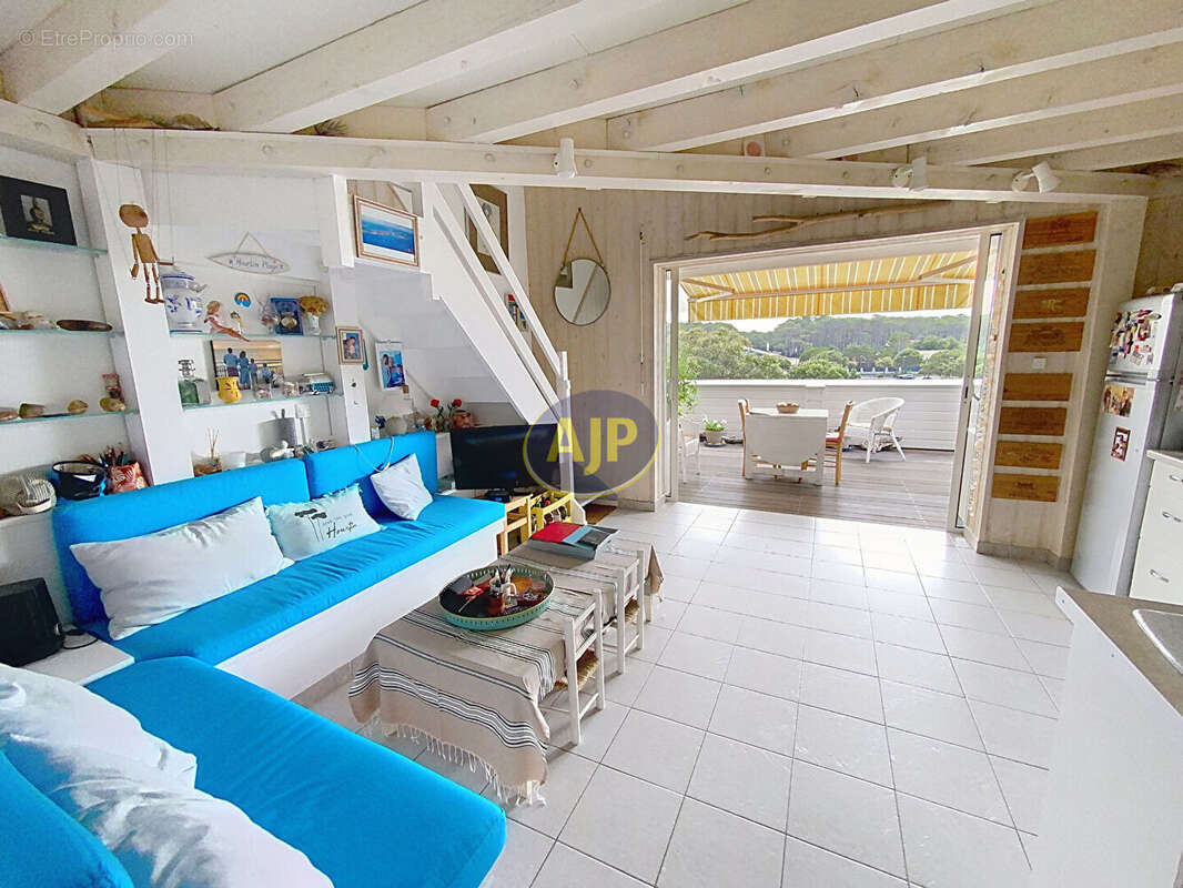 Appartement à HOURTIN