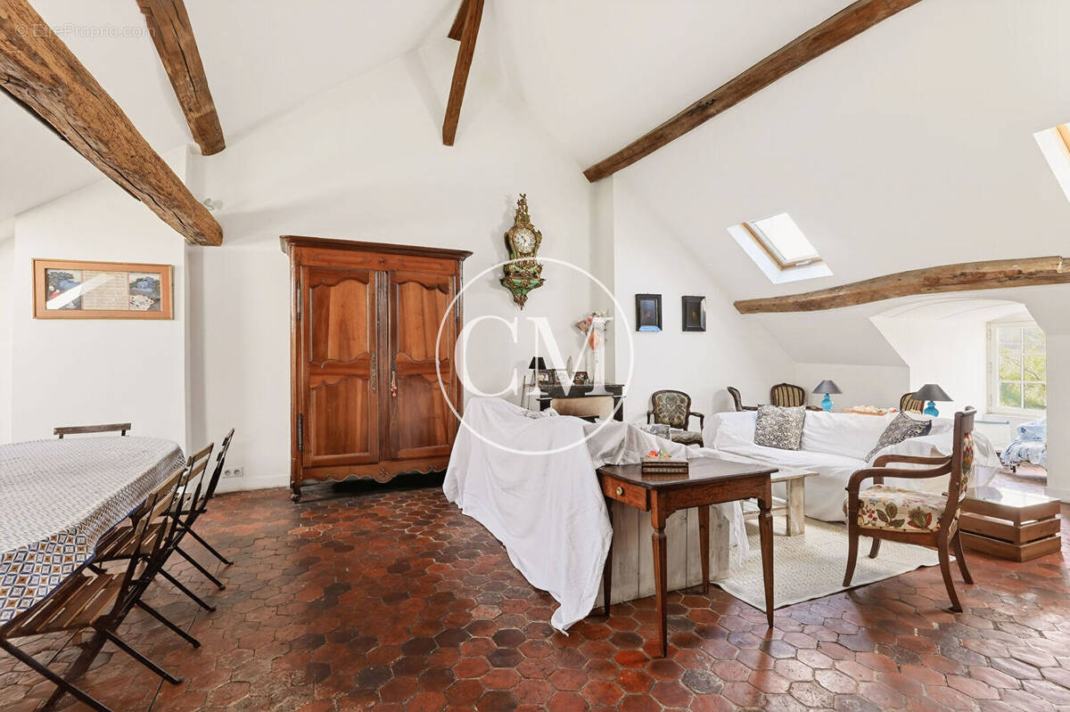 Appartement à VERSAILLES