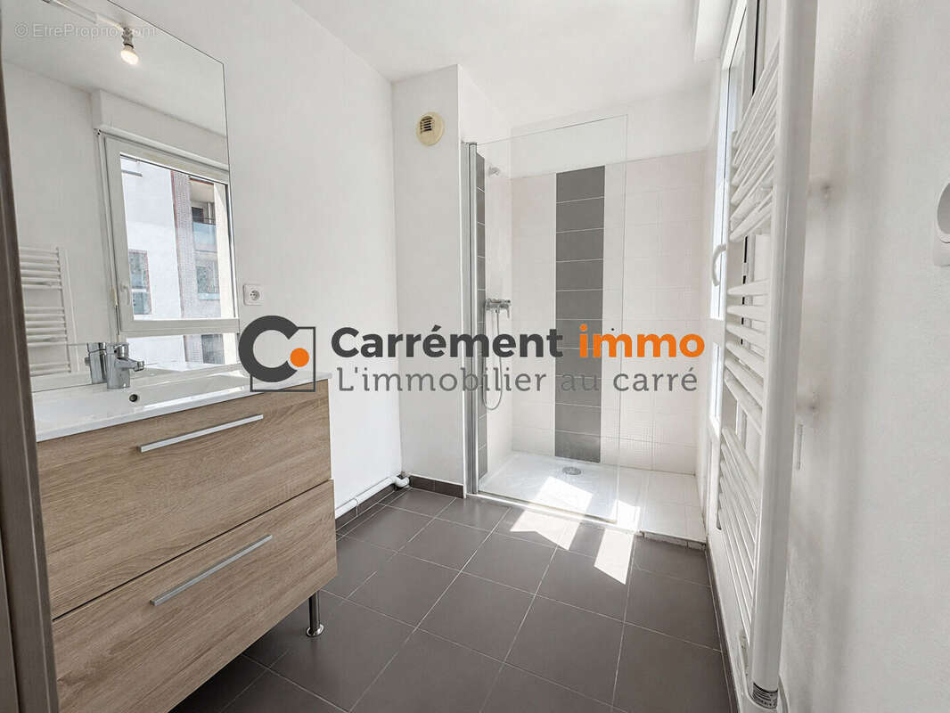 Appartement à SAINT-JEAN-DE-VEDAS