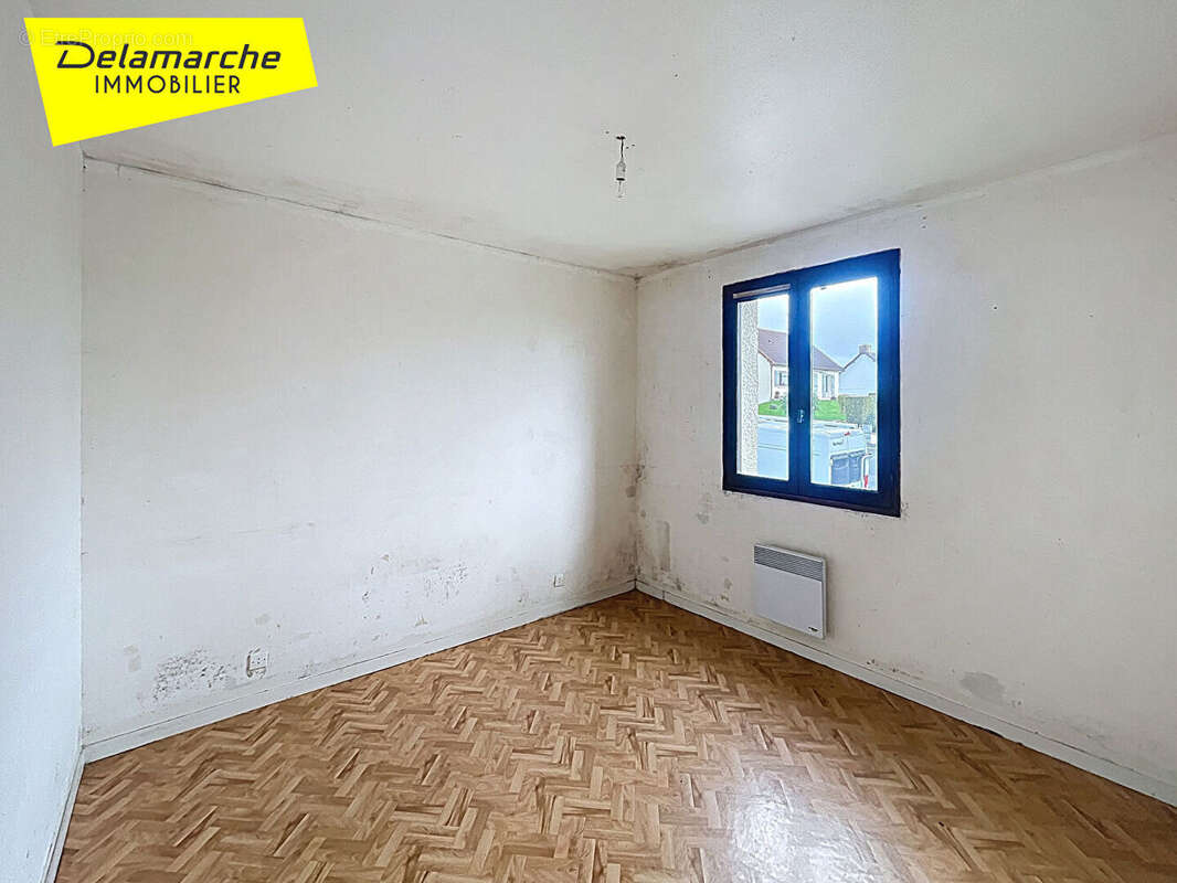 Maison à LA HAYE-PESNEL