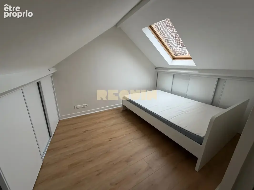 Appartement 101 m² à Lille  - photo 7