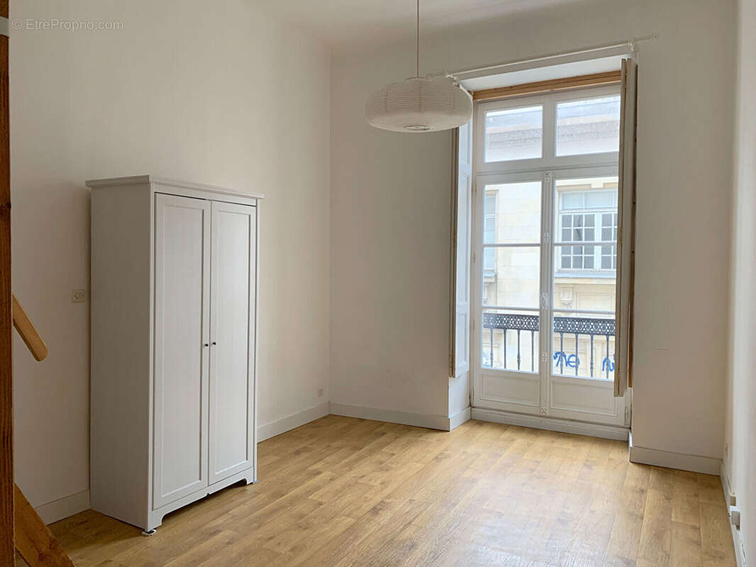 Studio de 19 m² à avec locataire en place - photo 2