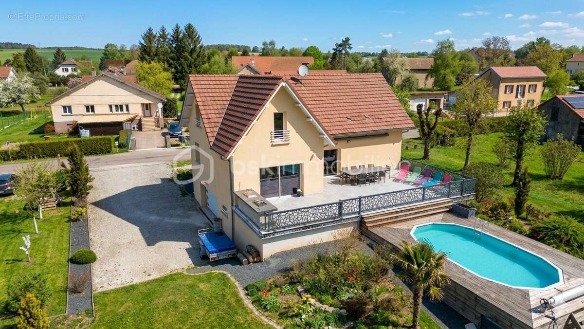 Maison à RONCHAMP