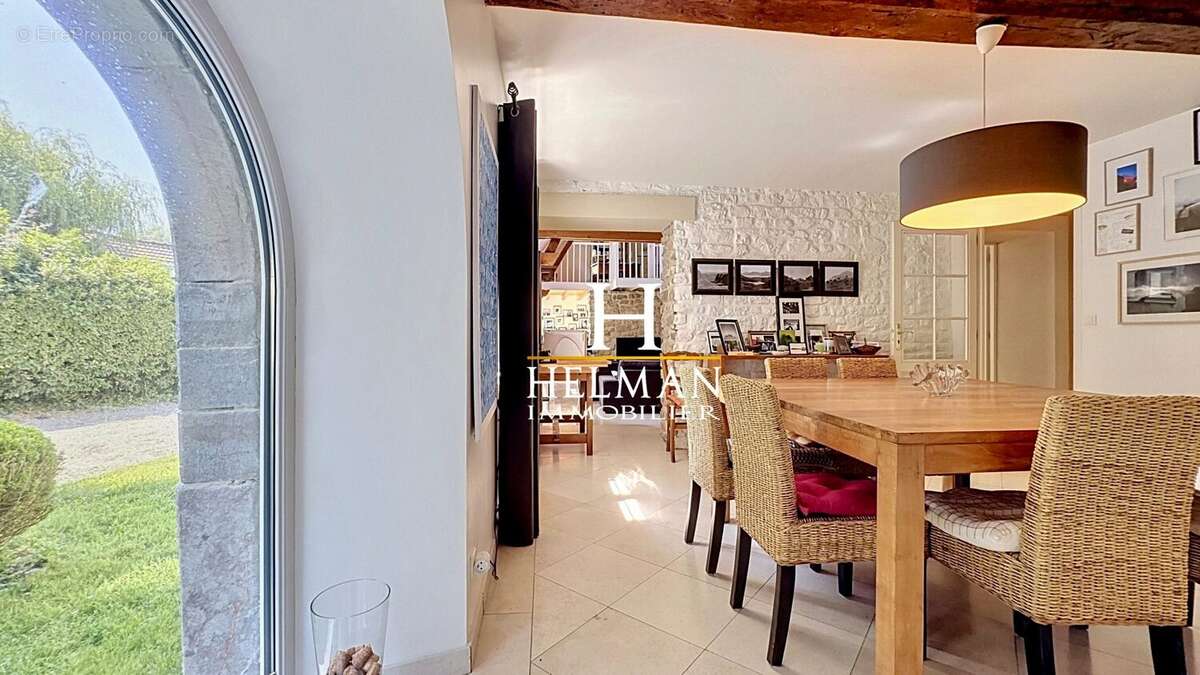Maison 266 m² à Rinxent  - photo 4