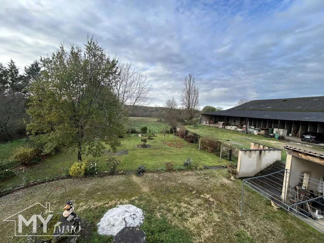 Maison à MONESTIER