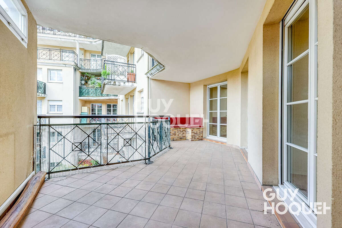 Appartement à ROSNY-SOUS-BOIS