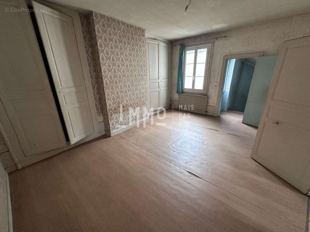 Maison à VOUVRAY-SUR-LOIR