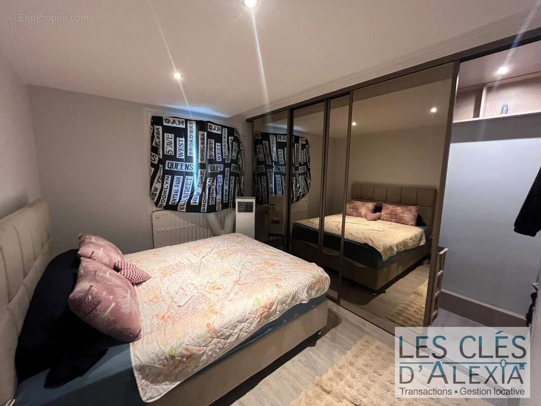 T3 – 61,60 m² – traversant est/ouest – place de stationnement – Vaulx-en-Velin - photo 5
