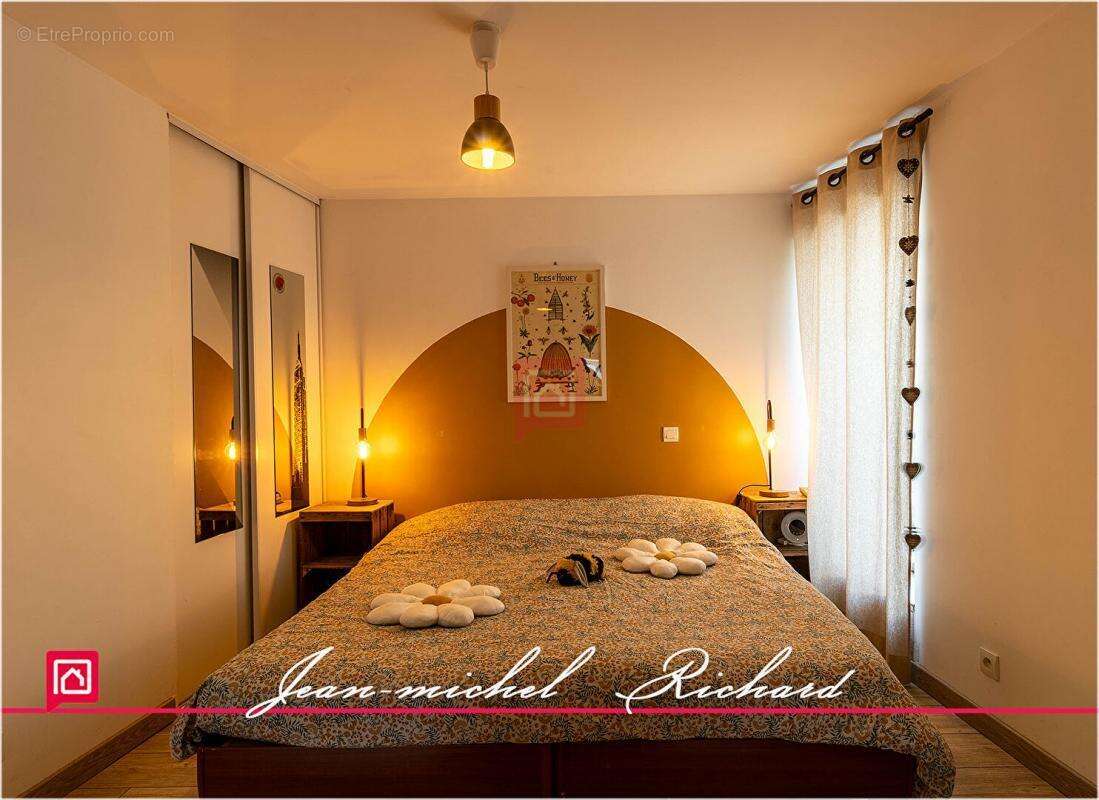 Maison à COUR-CHEVERNY