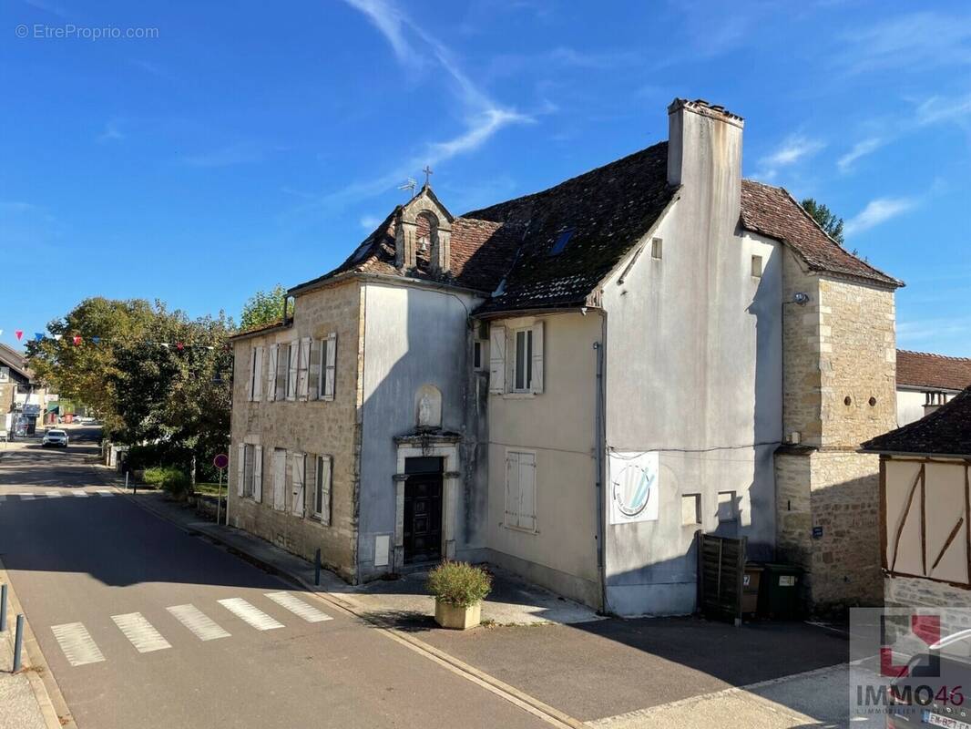 Maison à ALVIGNAC