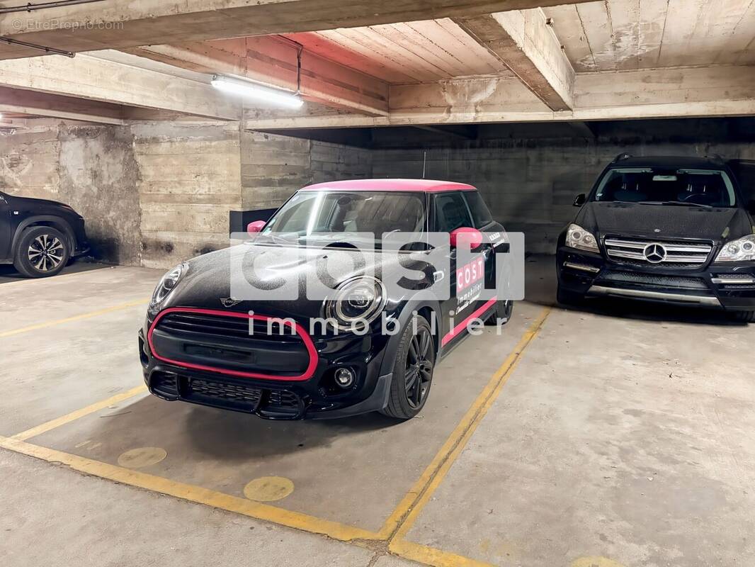 Parking à ASNIERES-SUR-SEINE