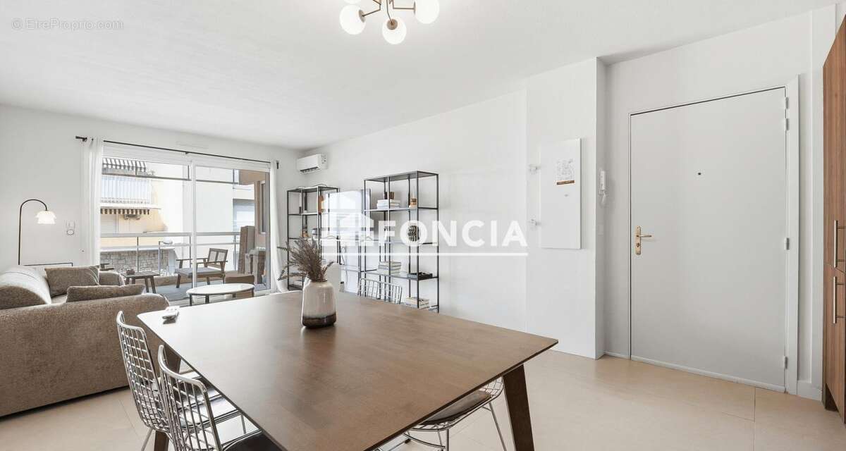 Appartement à CANNES